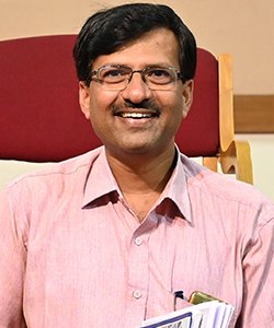 Dr. Yogesh Kulkarni